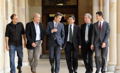 Professor Andrew White, Professor Ove Hoegh-Guldberg, Vice-Chancellor Professor Peter Høj, Professor Max Lu, Professor David Craik and Professor Matthew Brown