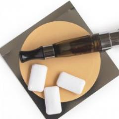 E-cigarette with nicotine gum